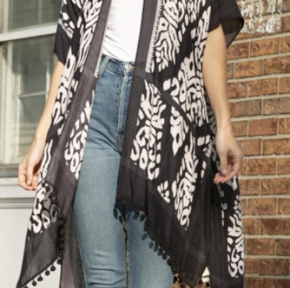 Kimono or Cover up - Picture 2 of 3